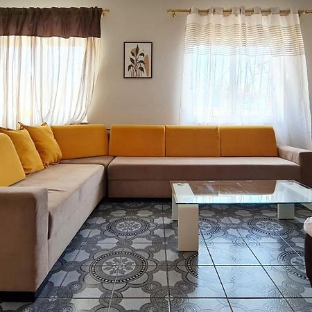 Fabio'S Apartment Vlorë エクステリア 写真